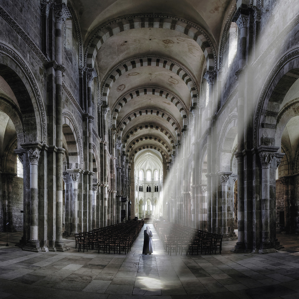 Abbaye de Vezelay Solstice Bourgogne1